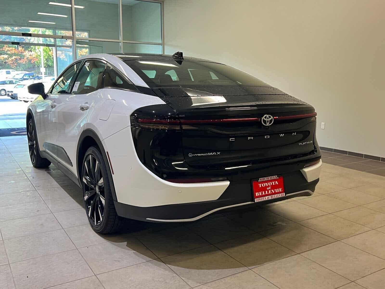 2026 Toyota Toyota Crown Platinum