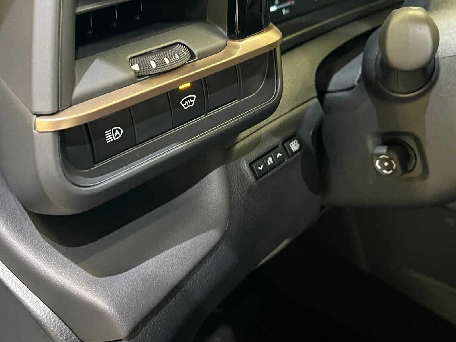 2026 Toyota Toyota Crown Platinum