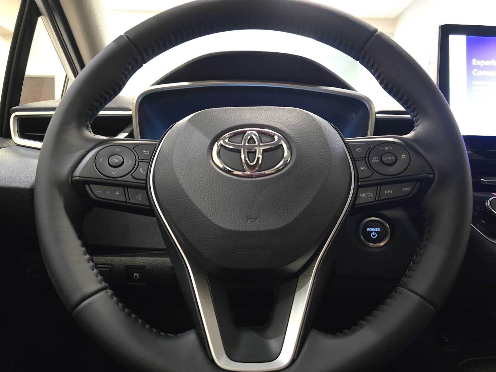 2026 Toyota Corolla XLE - Photo 11