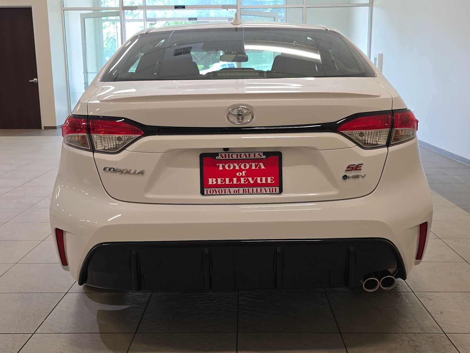 2026 Toyota Corolla Hybrid SE