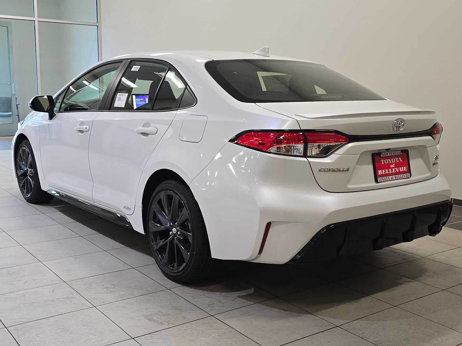 2027 Toyota Corolla Hybrid SE