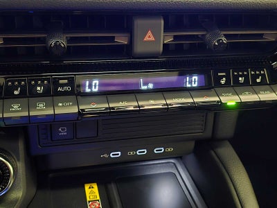 2027 Toyota Land Cruiser 4WD (Natl)