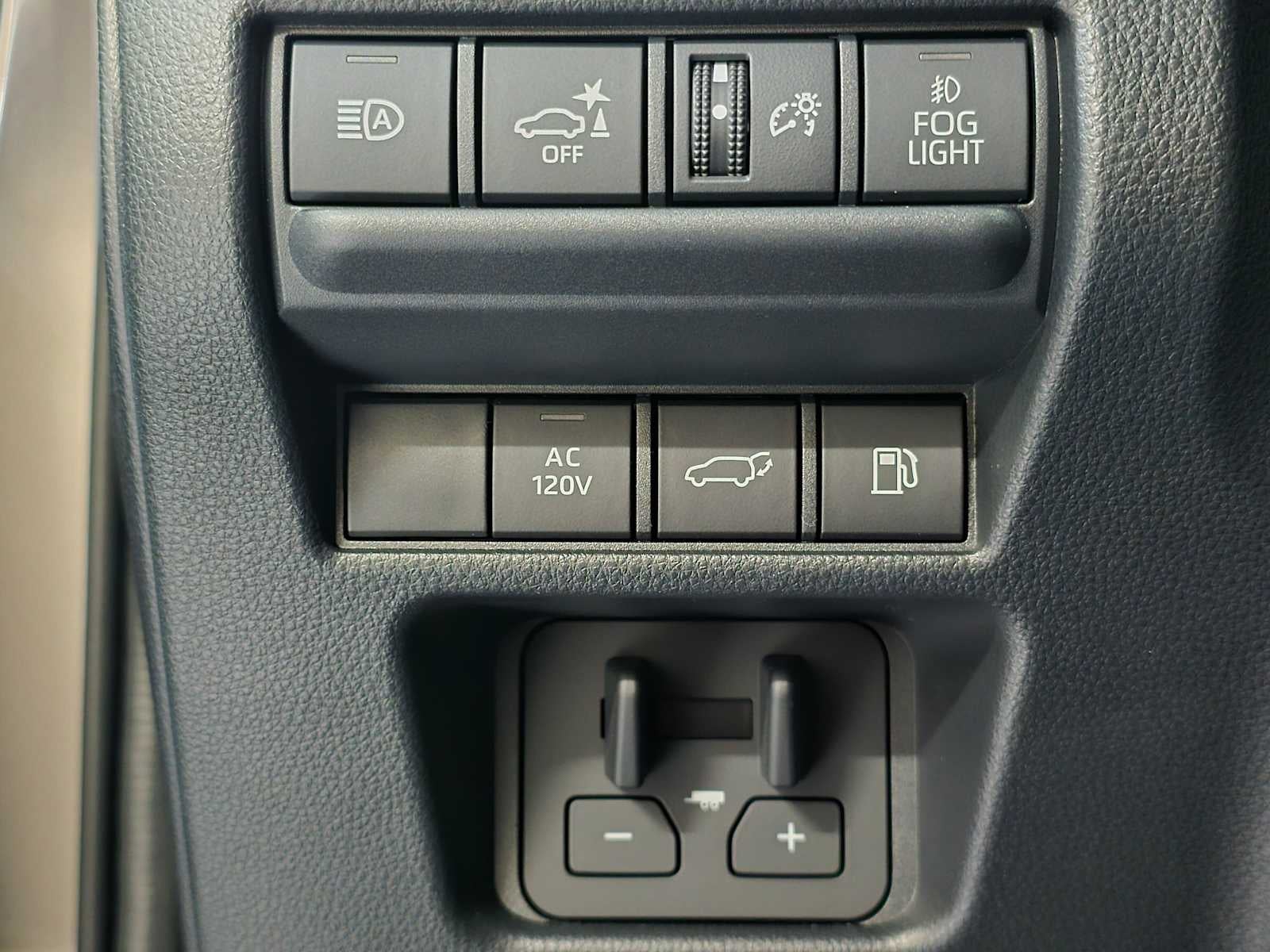 2027 Toyota Land Cruiser 4WD (Natl)