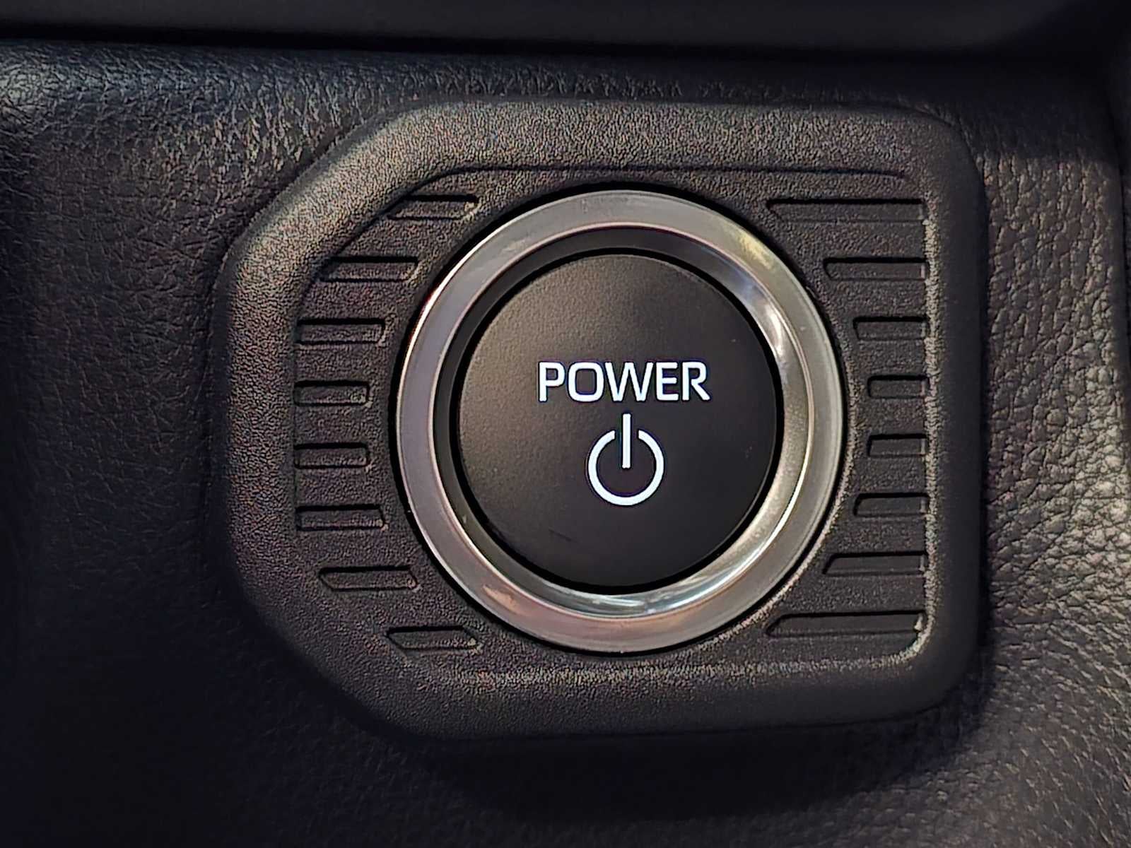 2027 Toyota Land Cruiser 4WD (Natl)