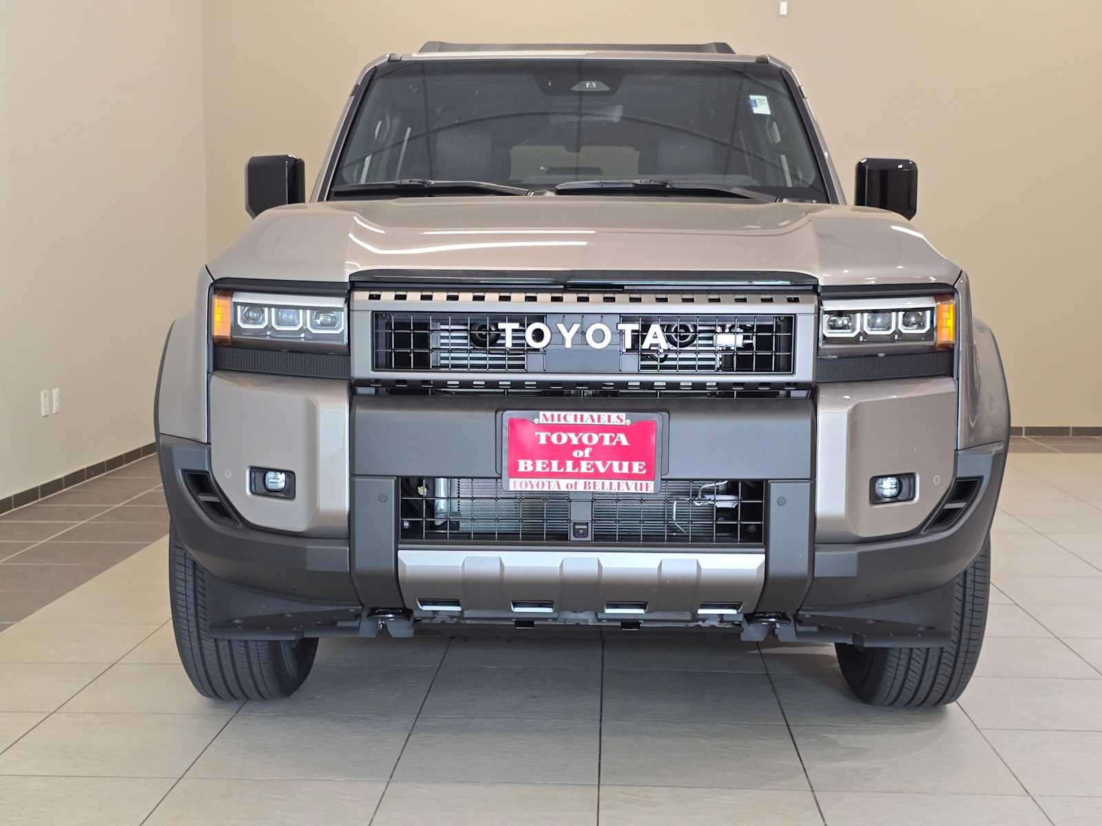 2027 Toyota Land Cruiser 4WD (Natl)