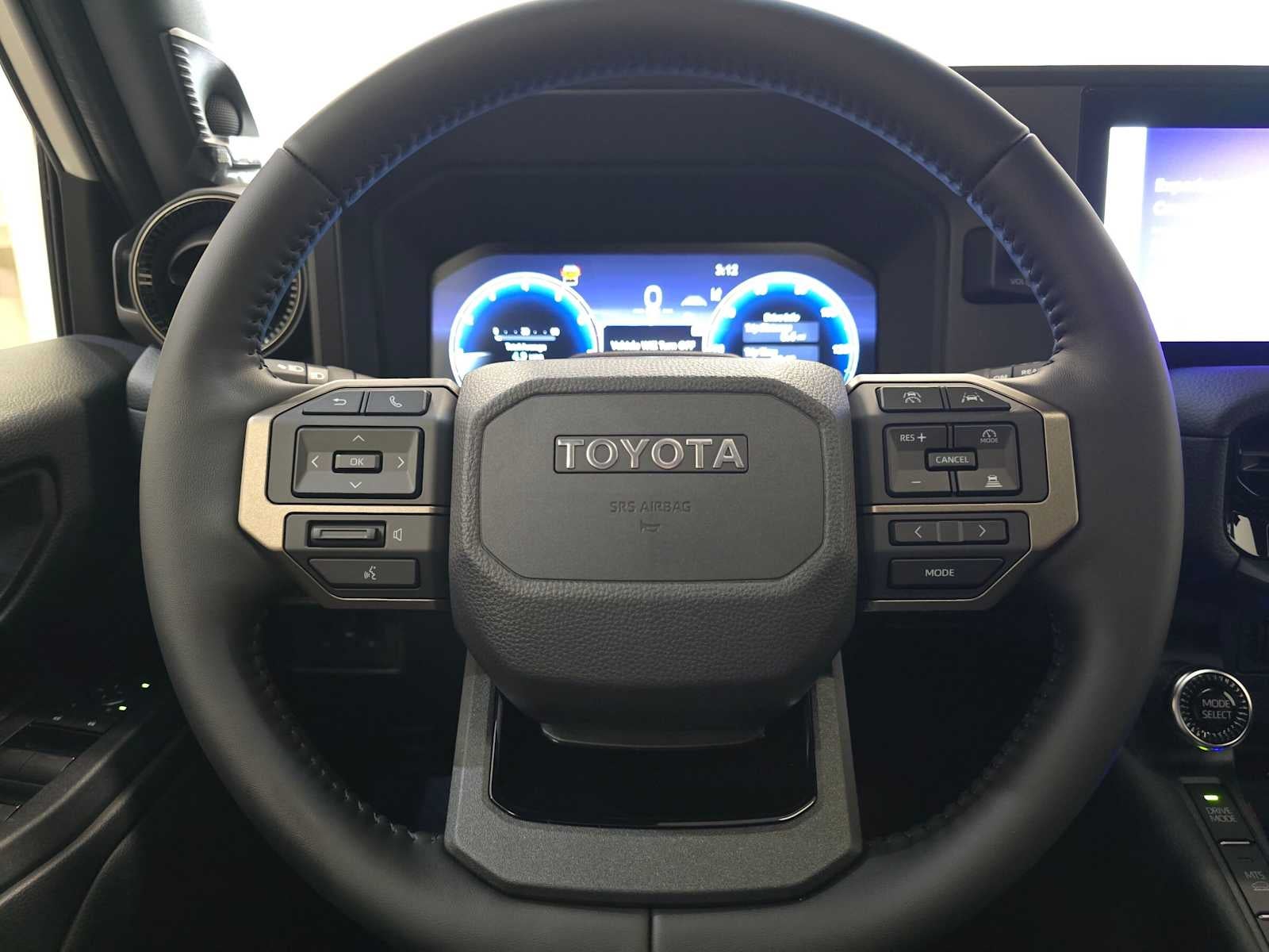2027 Toyota Land Cruiser 4WD (Natl)
