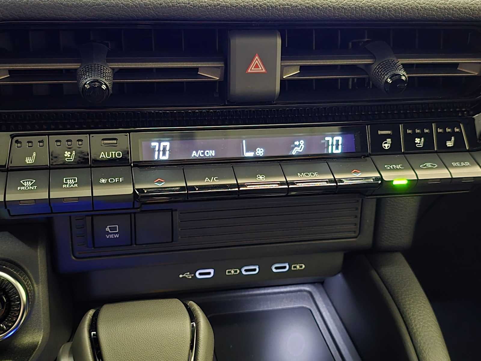 2027 Toyota Land Cruiser 4WD (Natl)