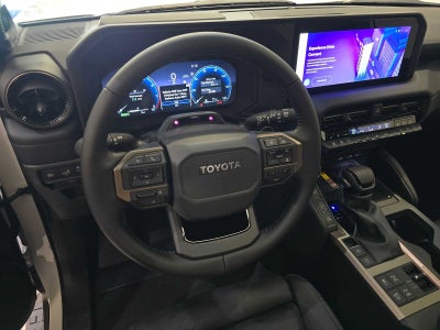 2027 Toyota Land Cruiser 4WD (Natl)