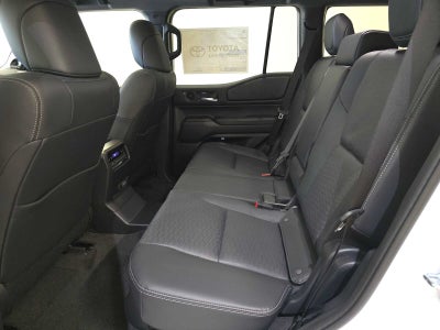 2027 Toyota Land Cruiser 4WD (Natl)