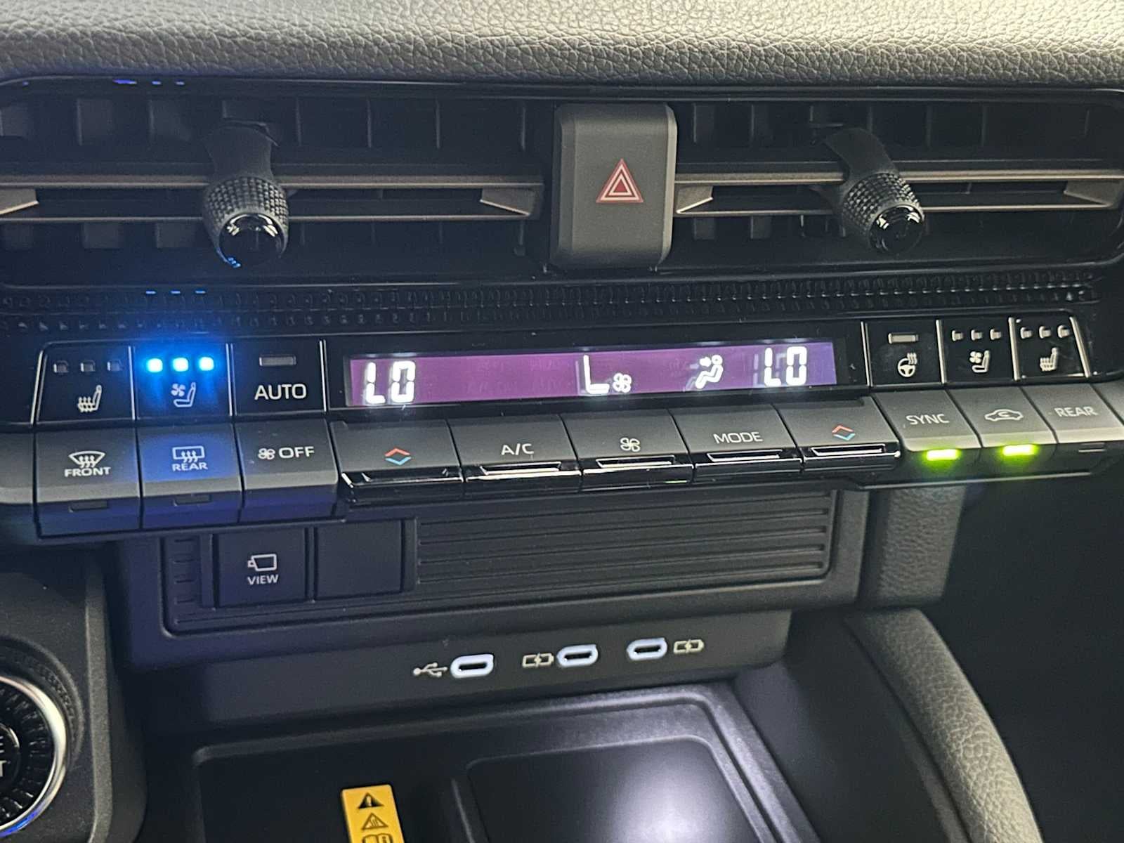 2026 Toyota Land Cruiser 4WD (Natl)