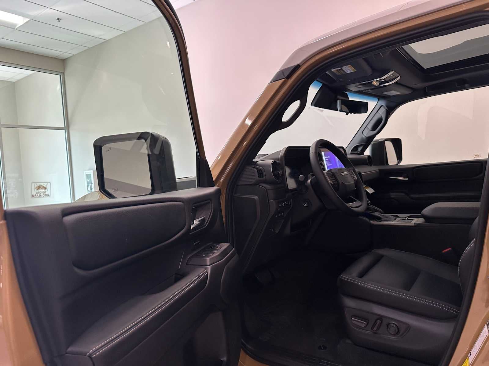 2026 Toyota Land Cruiser 4WD (Natl)