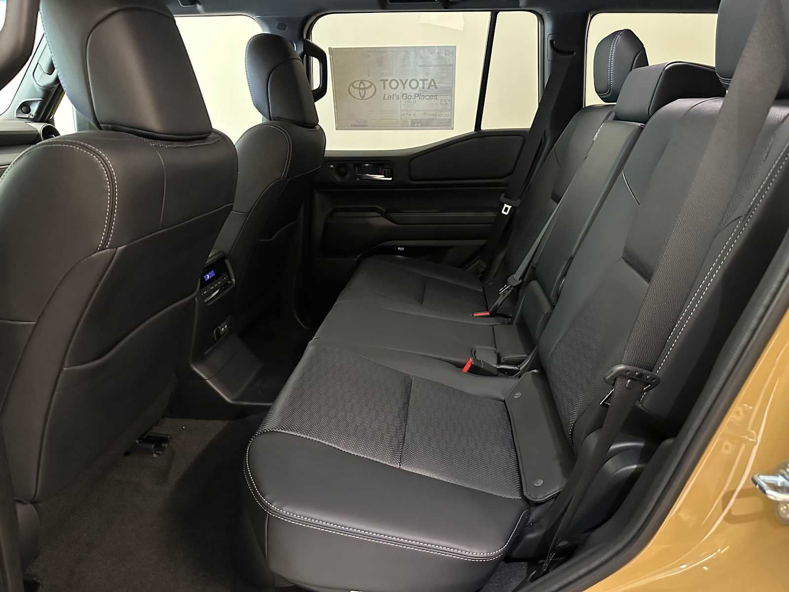 2026 Toyota Land Cruiser 4WD (Natl)