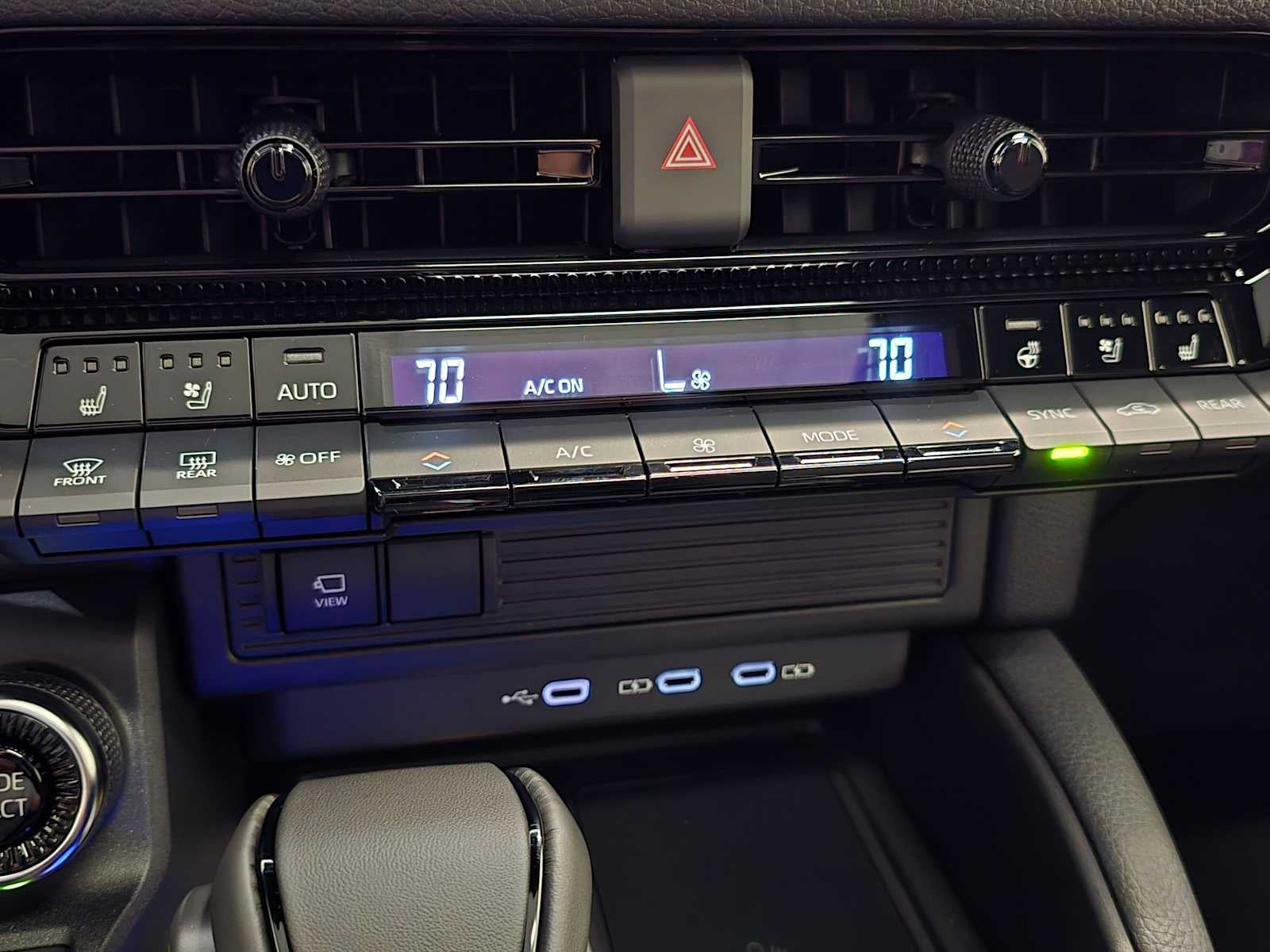 2027 Toyota Land Cruiser 4WD (Natl)