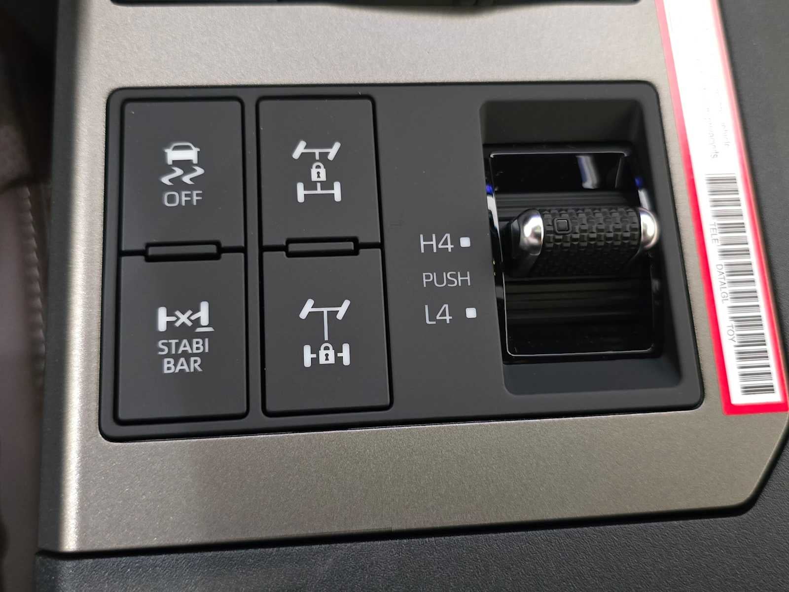 2027 Toyota Land Cruiser 4WD (Natl)