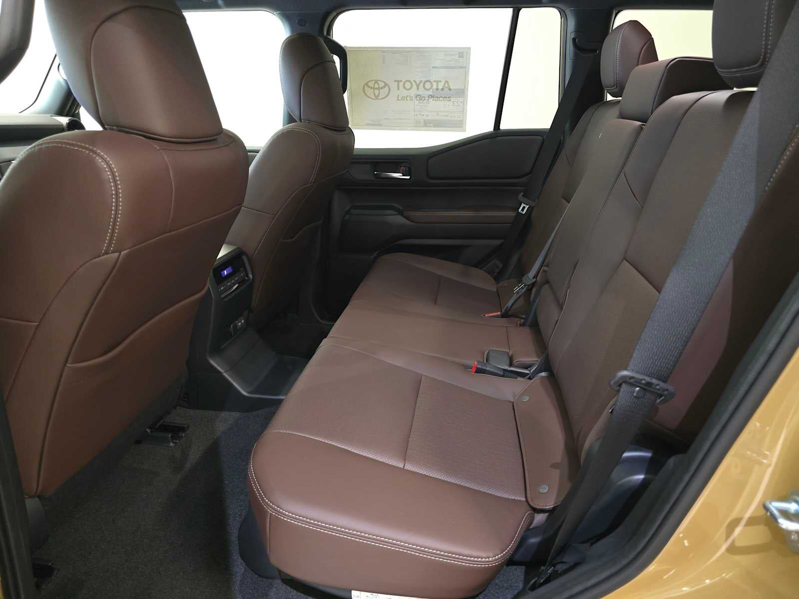 2027 Toyota Land Cruiser 4WD (Natl)
