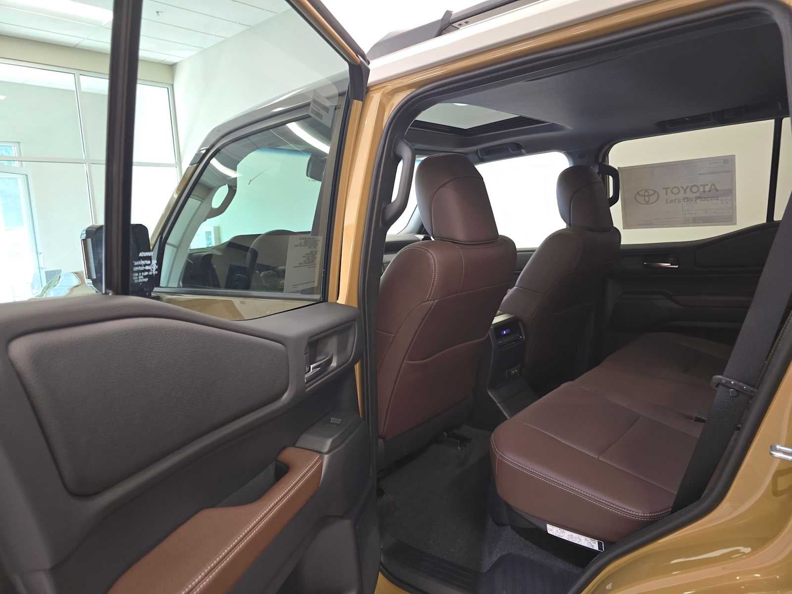 2027 Toyota Land Cruiser 4WD (Natl)