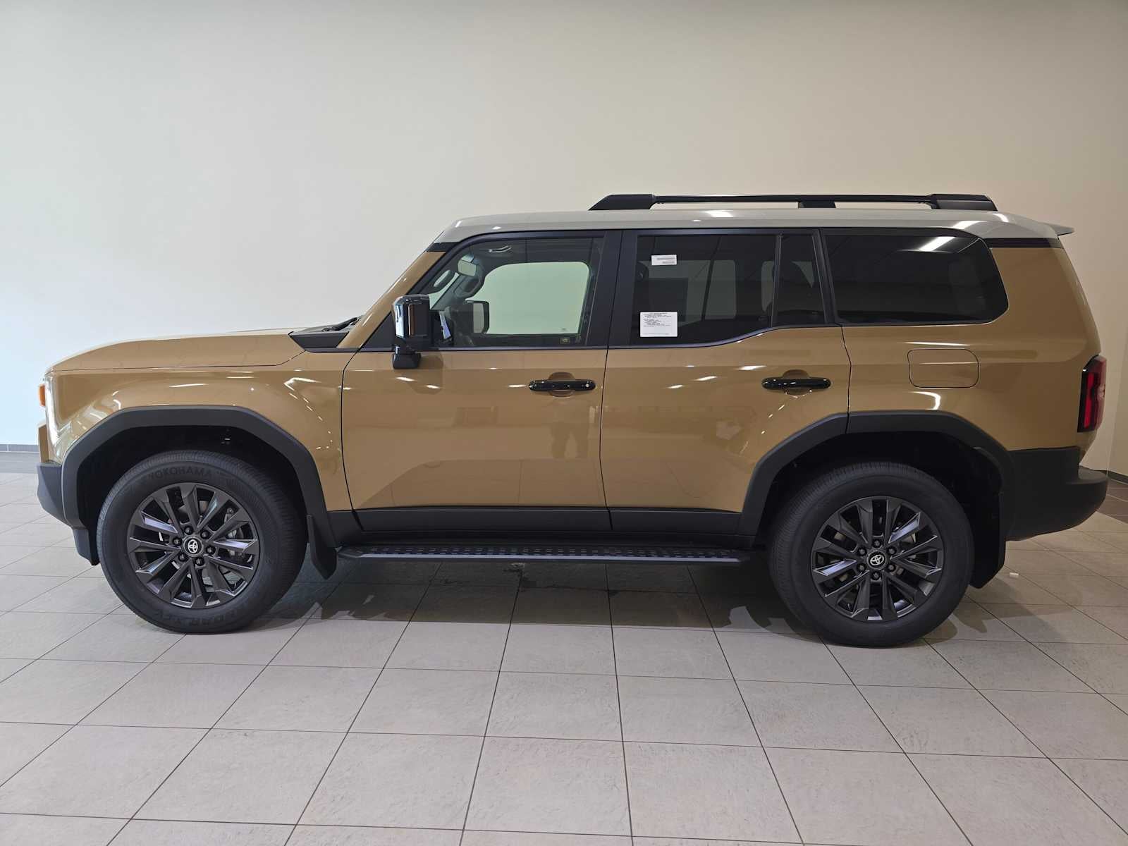 2027 Toyota Land Cruiser 4WD (Natl)