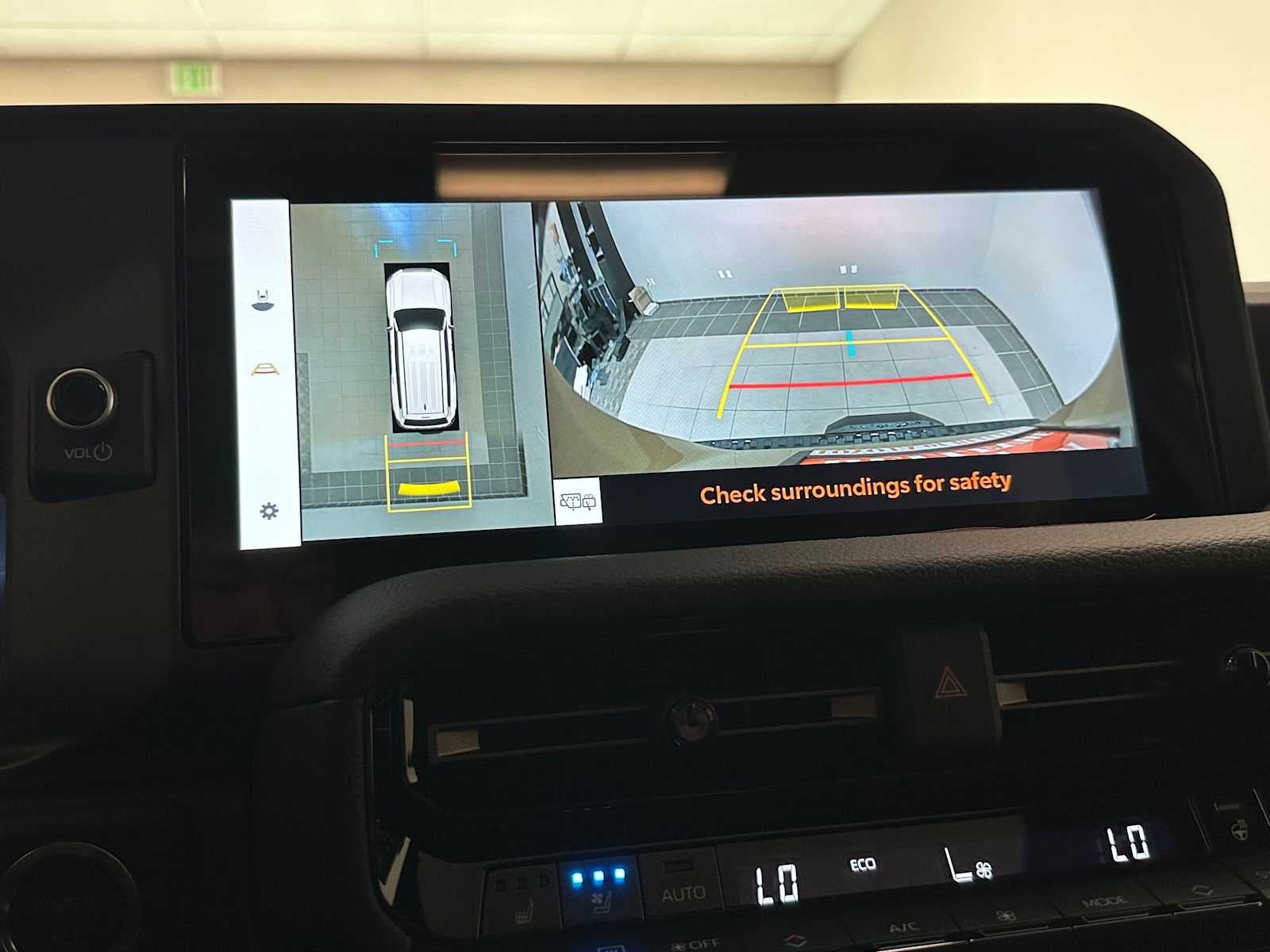 2026 Toyota Land Cruiser 4WD (Natl)