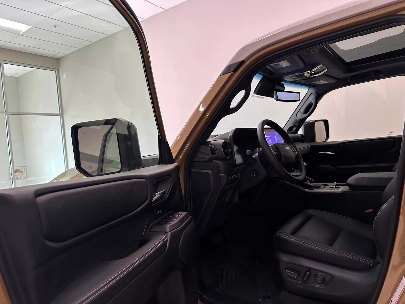 2026 Toyota Land Cruiser 4WD (Natl)