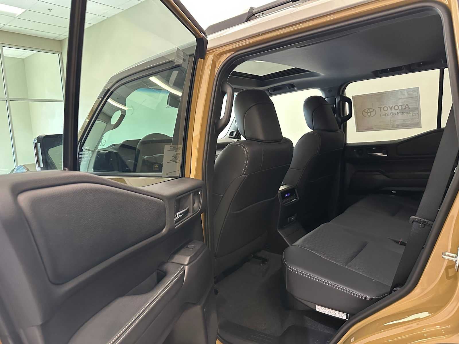 2026 Toyota Land Cruiser 4WD (Natl)