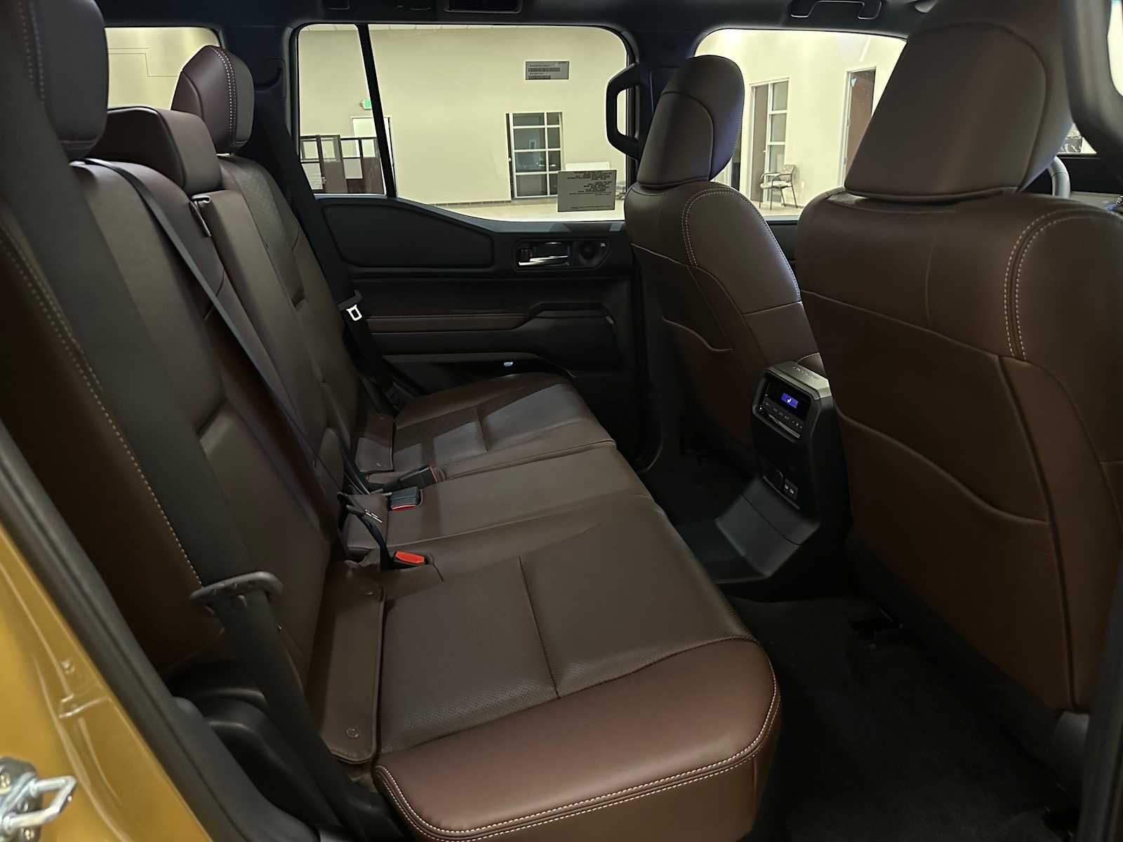 2026 Toyota Land Cruiser 4WD (Natl)