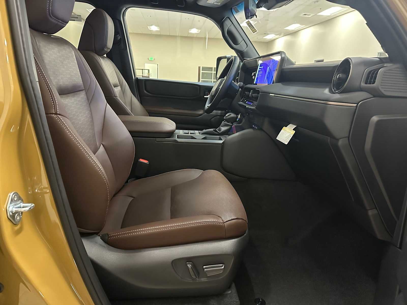 2026 Toyota Land Cruiser 4WD (Natl)