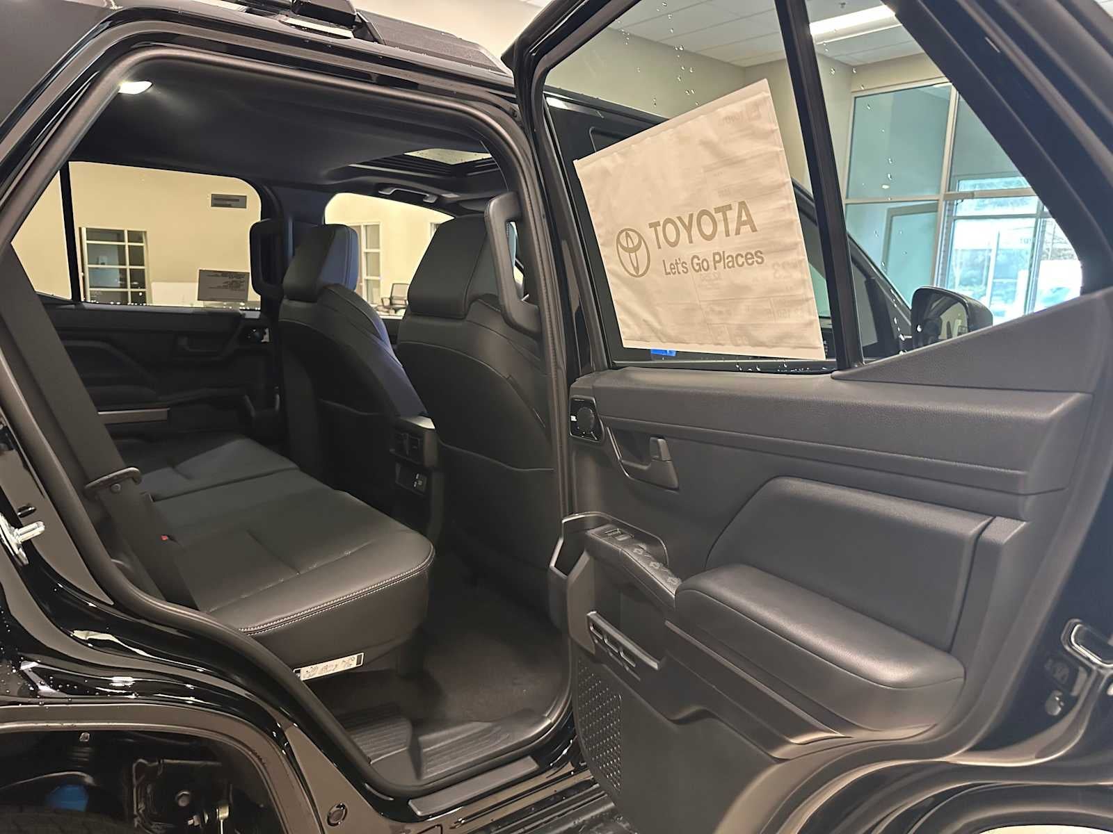 2026 Toyota 4Runner i-FORCE MAX TRD Off-Road Premium i-FORCE MAX