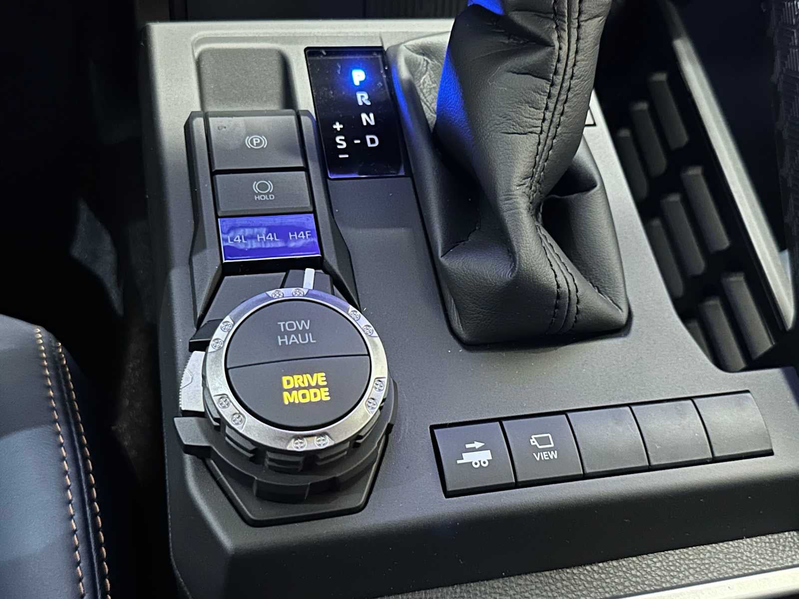 2026 Toyota 4Runner i-FORCE MAX Platinum