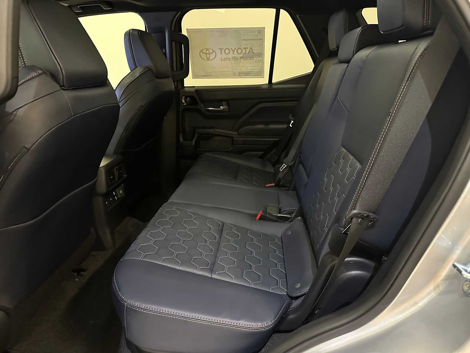 2026 Toyota 4Runner i-FORCE MAX Platinum