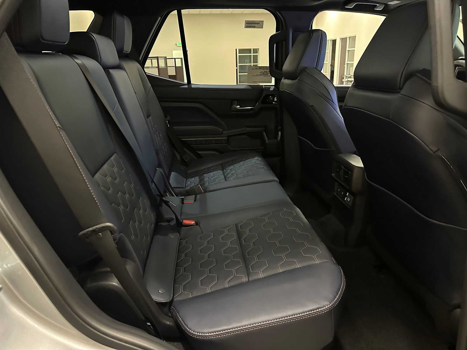 2026 Toyota 4Runner i-FORCE MAX Platinum