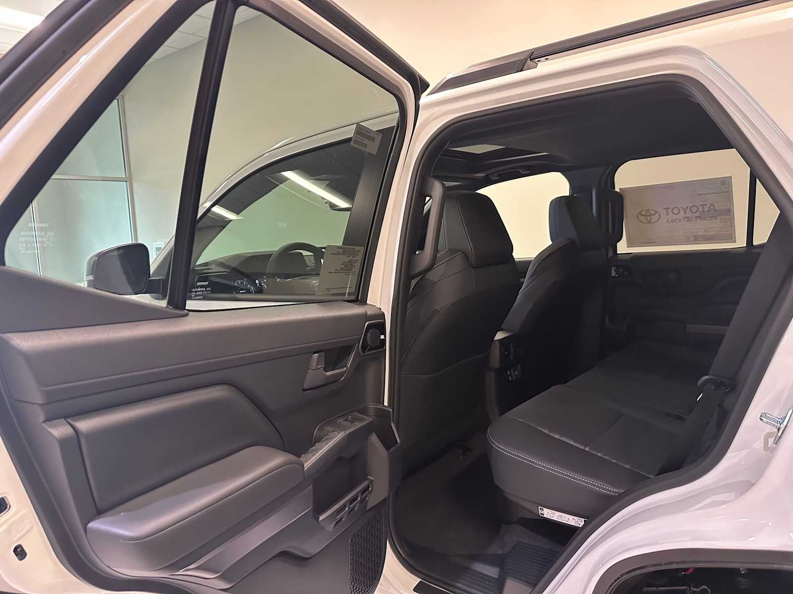 2026 Toyota 4Runner i-FORCE MAX TRD Off-Road Premium i-FORCE MAX