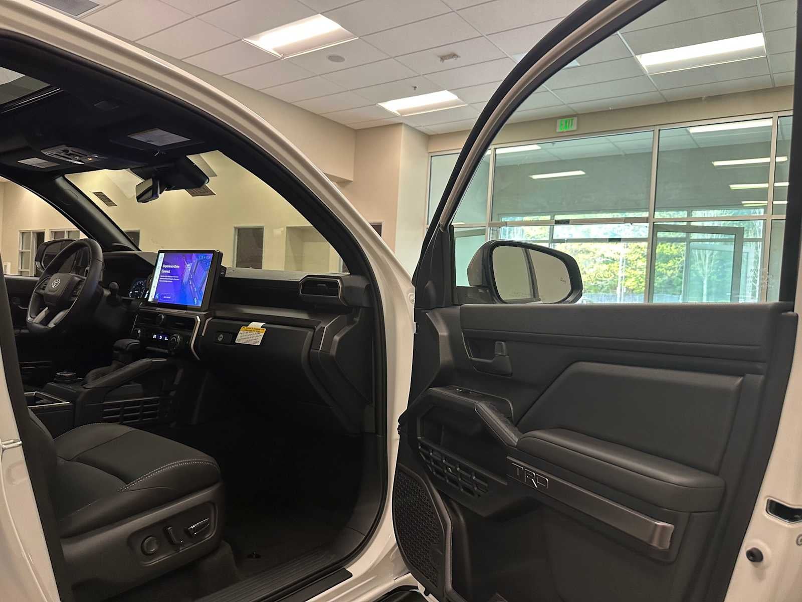 2026 Toyota 4Runner i-FORCE MAX TRD Off-Road Premium i-FORCE MAX