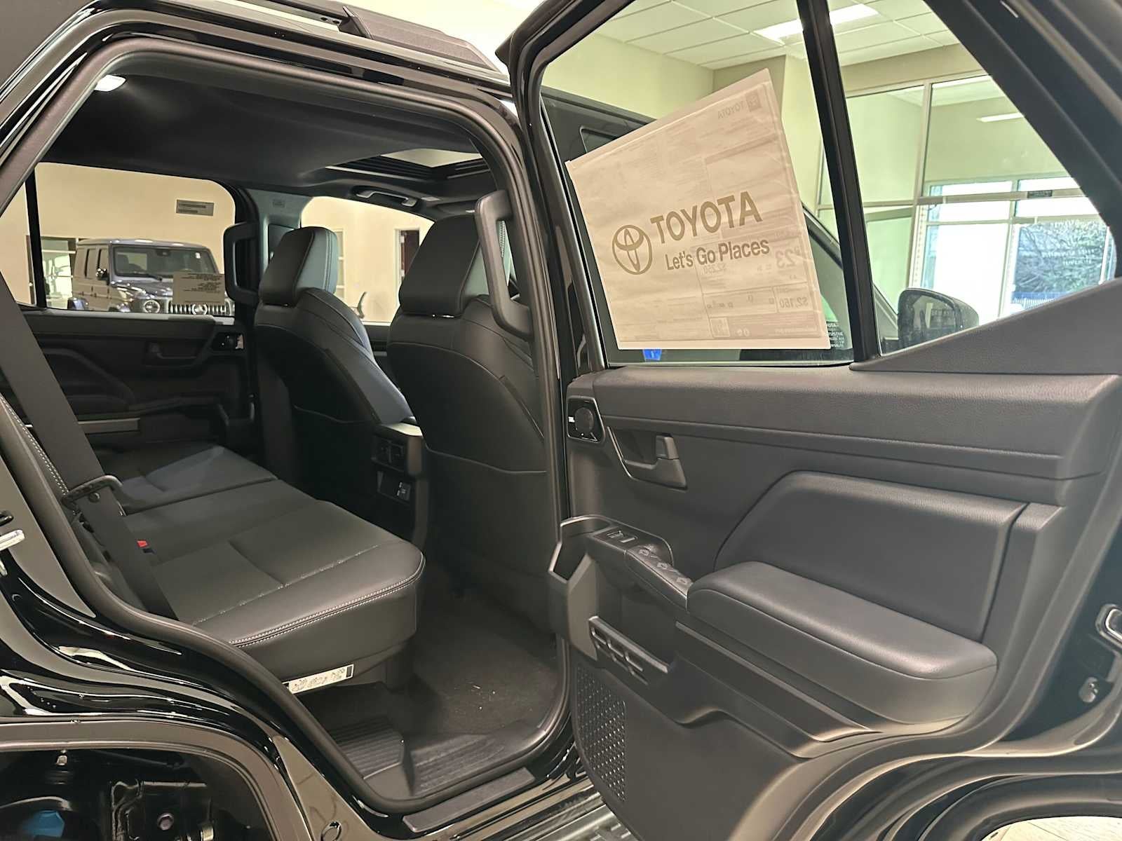 2026 Toyota 4Runner i-FORCE MAX TRD Off-Road Premium i-FORCE MAX