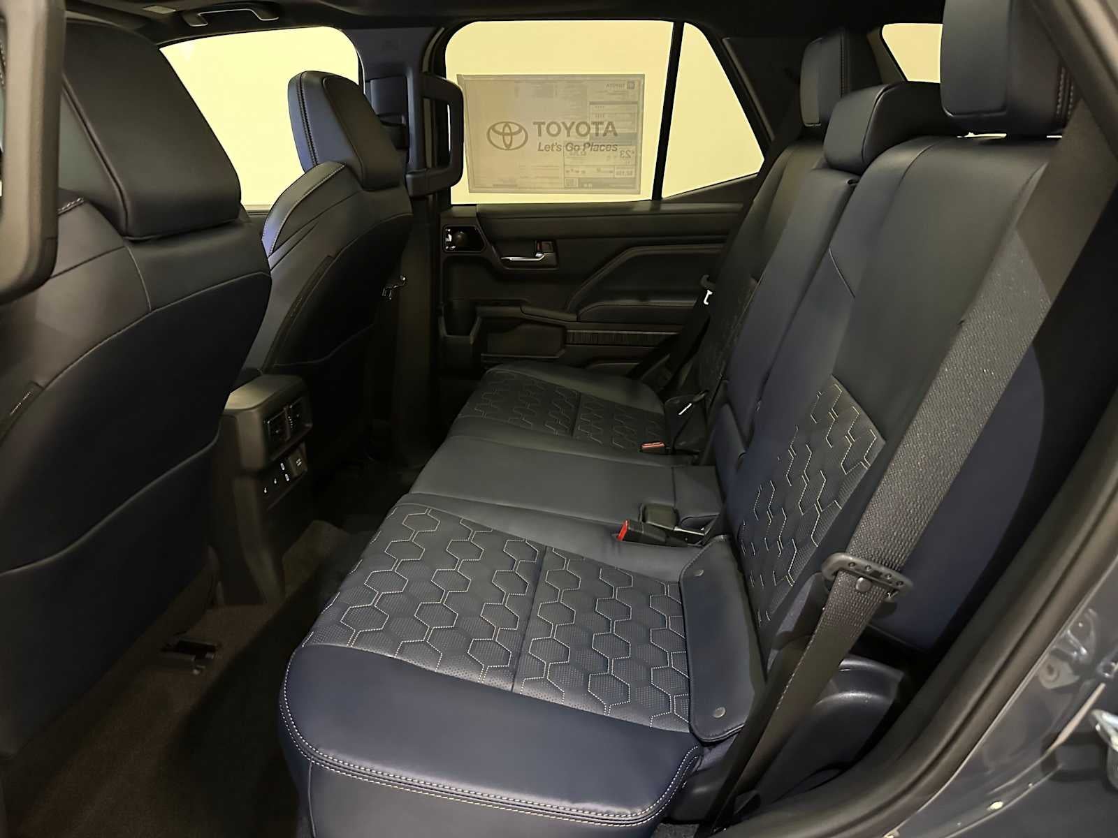 2026 Toyota 4Runner i-FORCE MAX Platinum