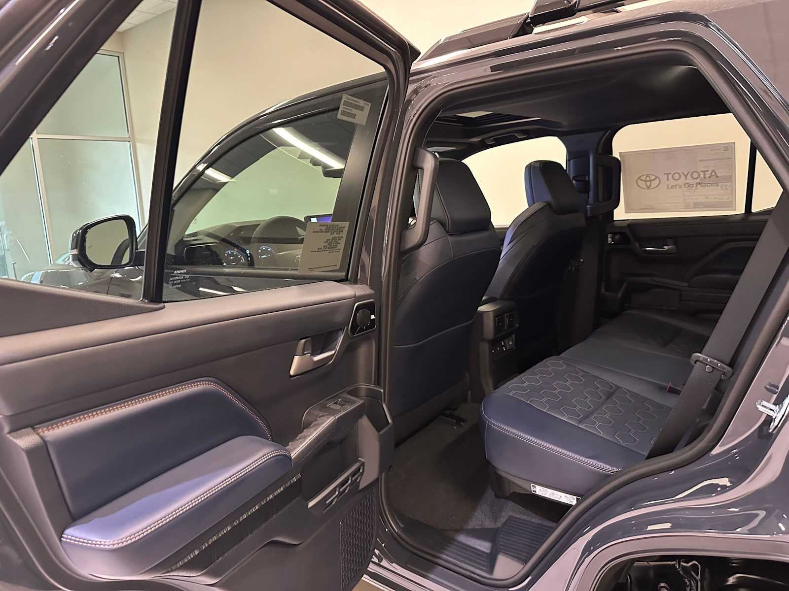 2026 Toyota 4Runner i-FORCE MAX Platinum