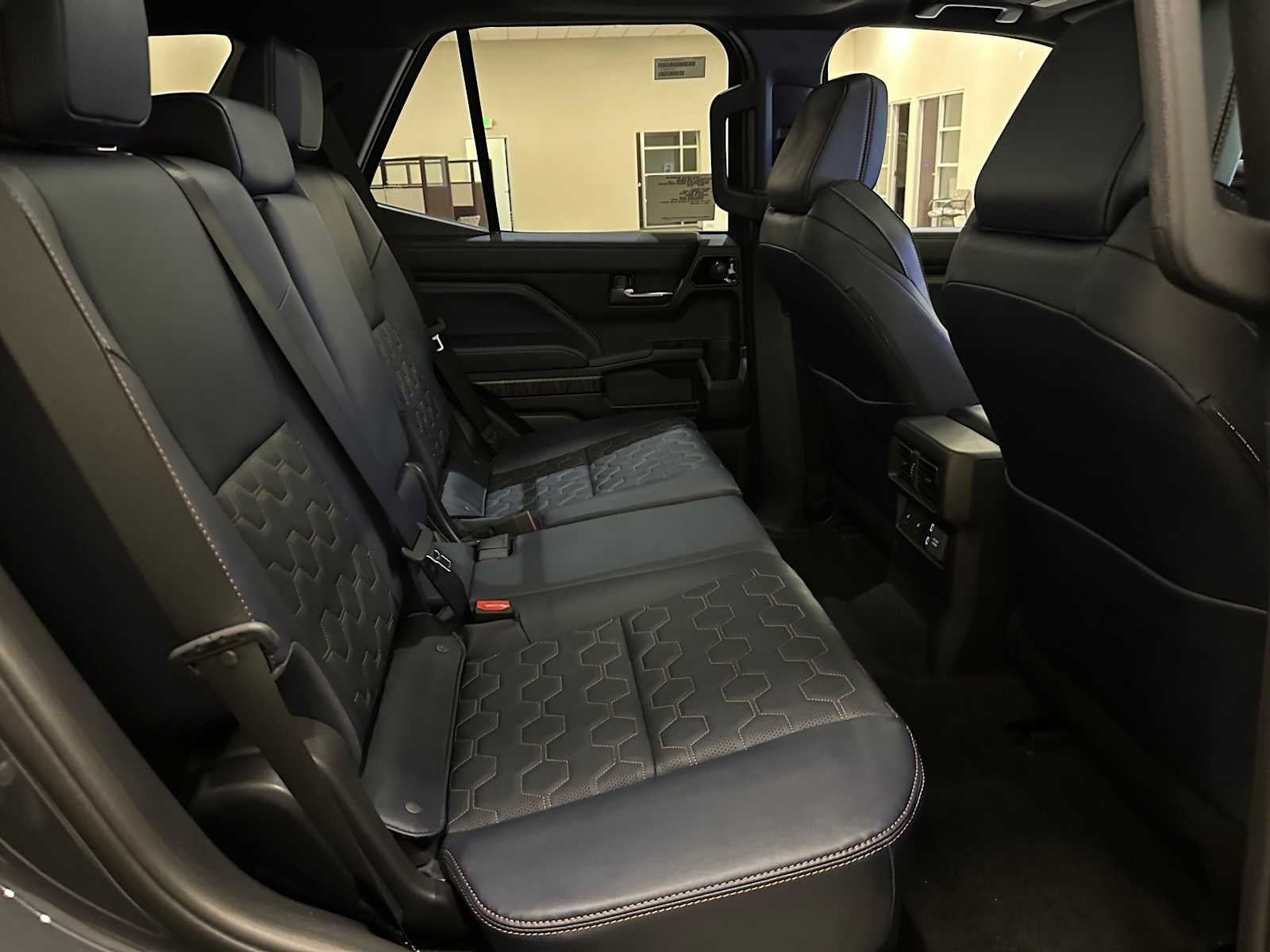 2026 Toyota 4Runner i-FORCE MAX Platinum