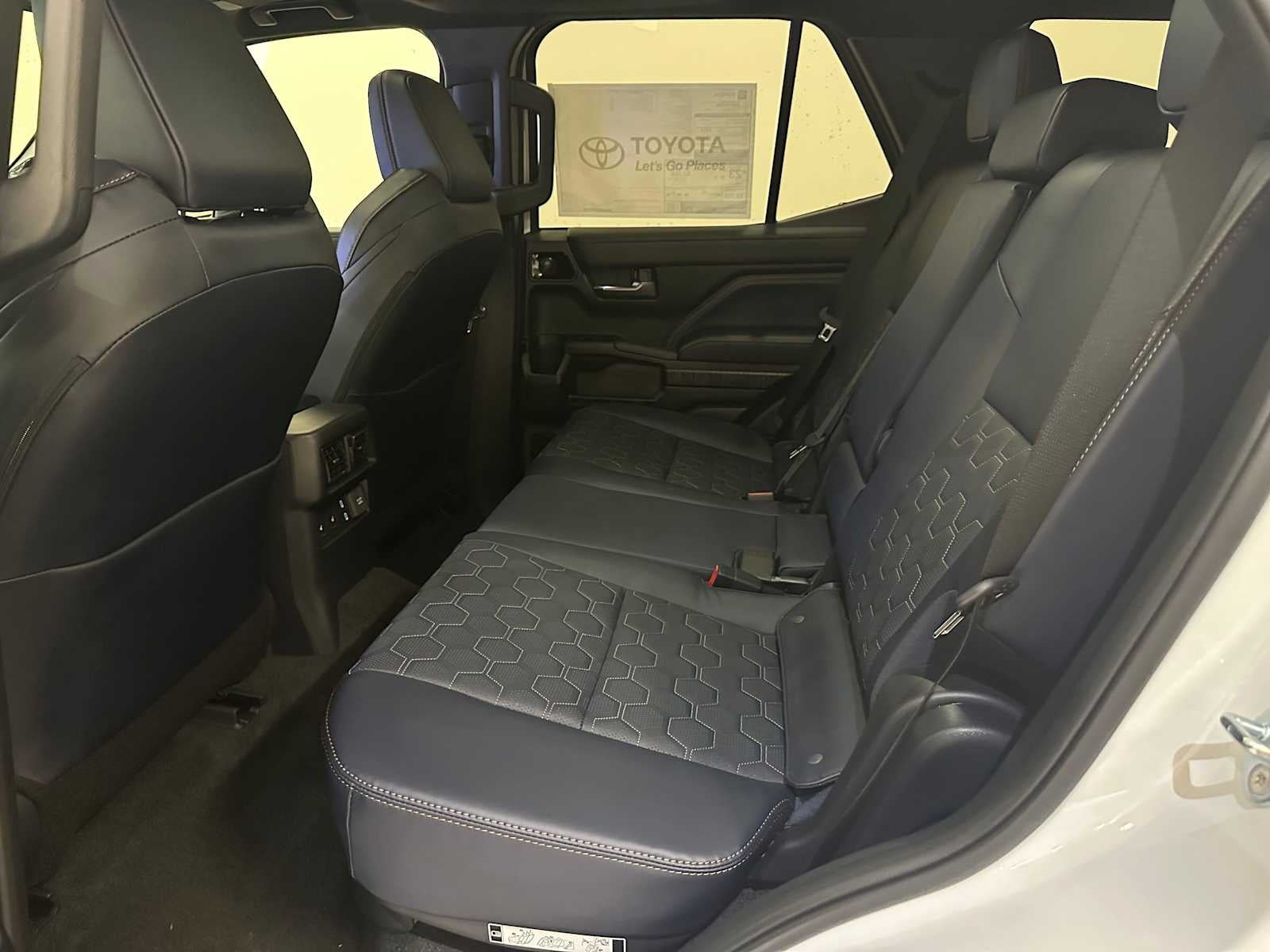 2026 Toyota 4Runner Hybrid Platinum