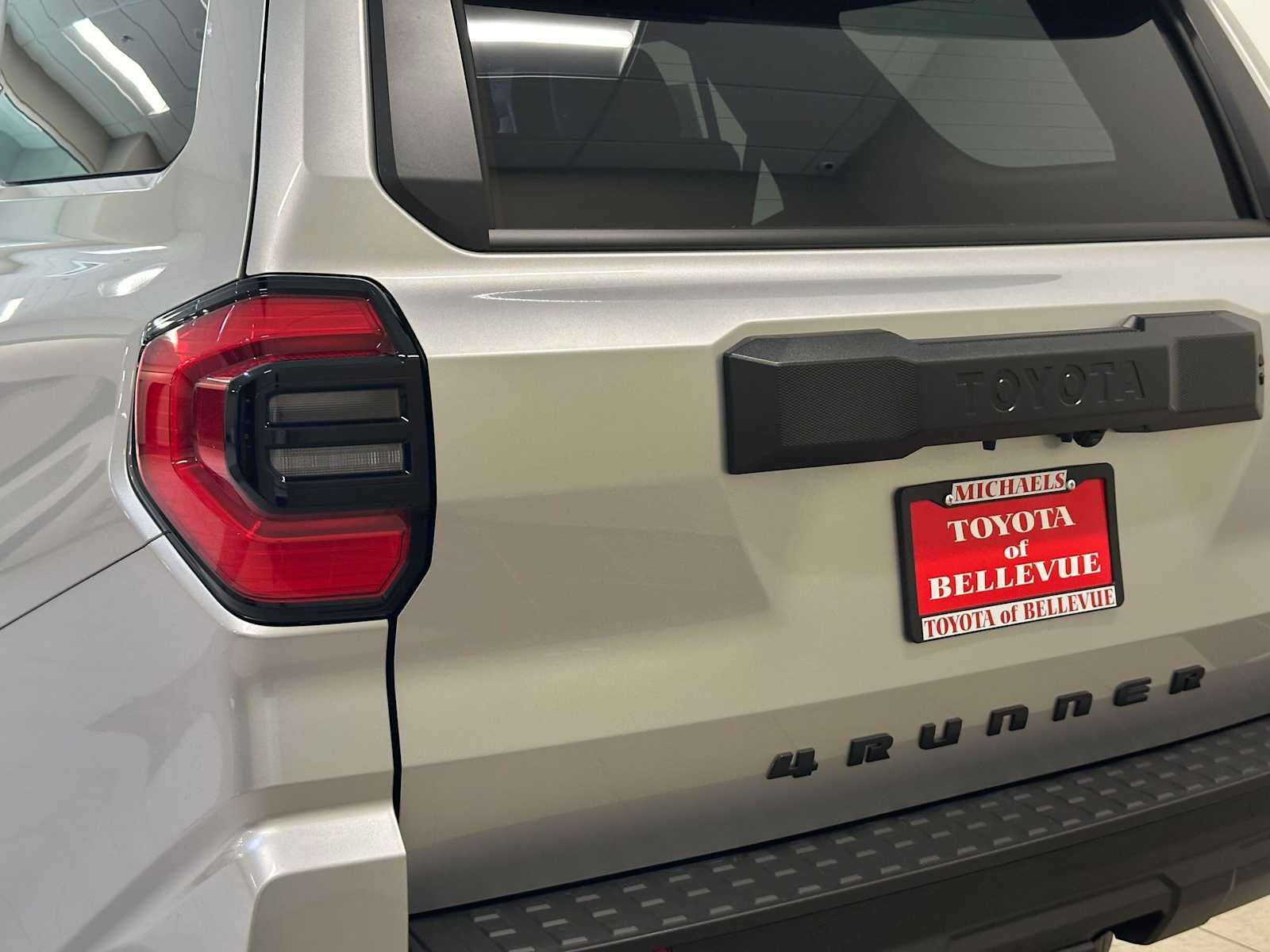 2026 Toyota 4Runner i-FORCE MAX TRD Off-Road Premium i-FORCE MAX