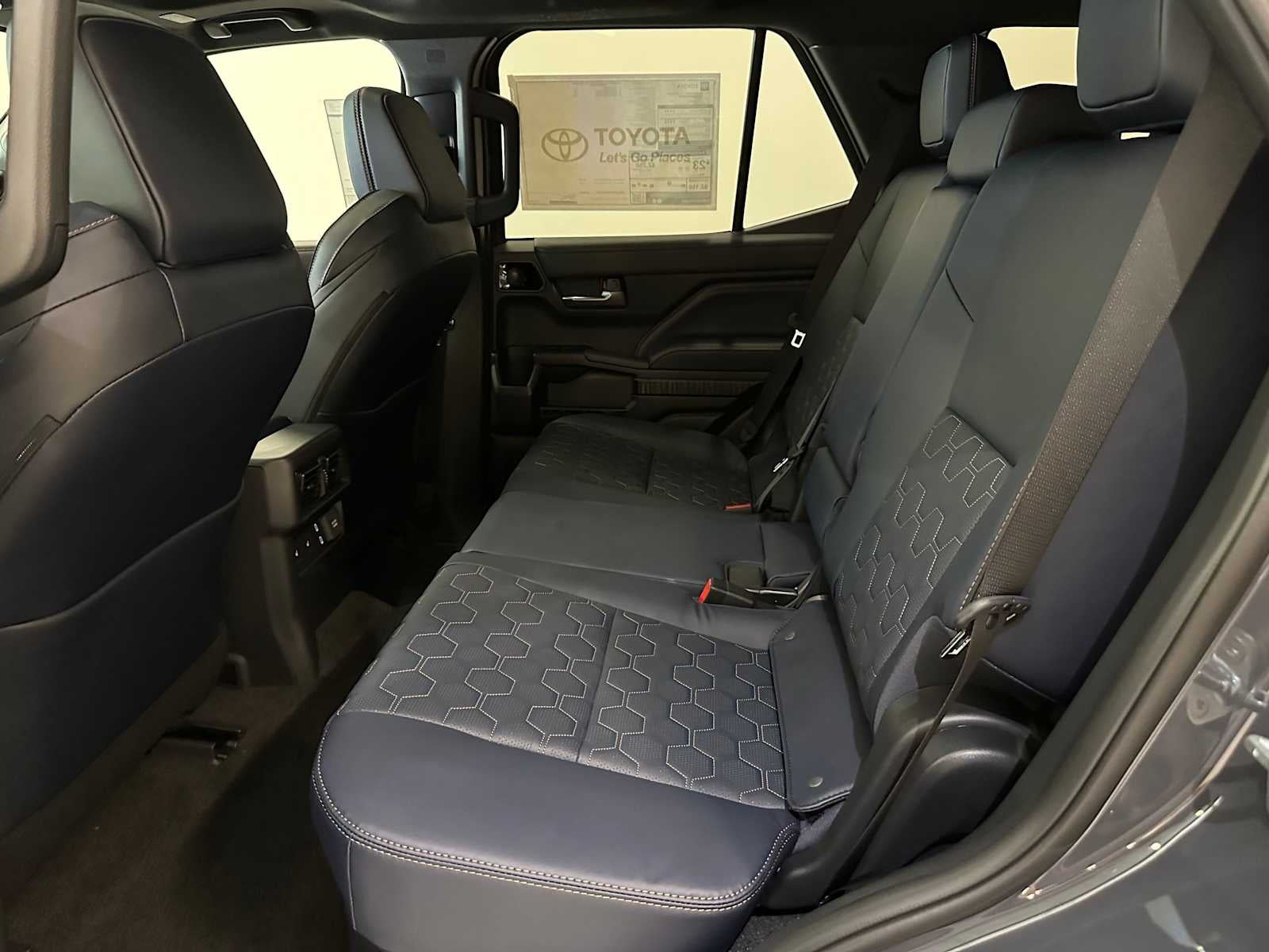 2026 Toyota 4Runner i-FORCE MAX Platinum