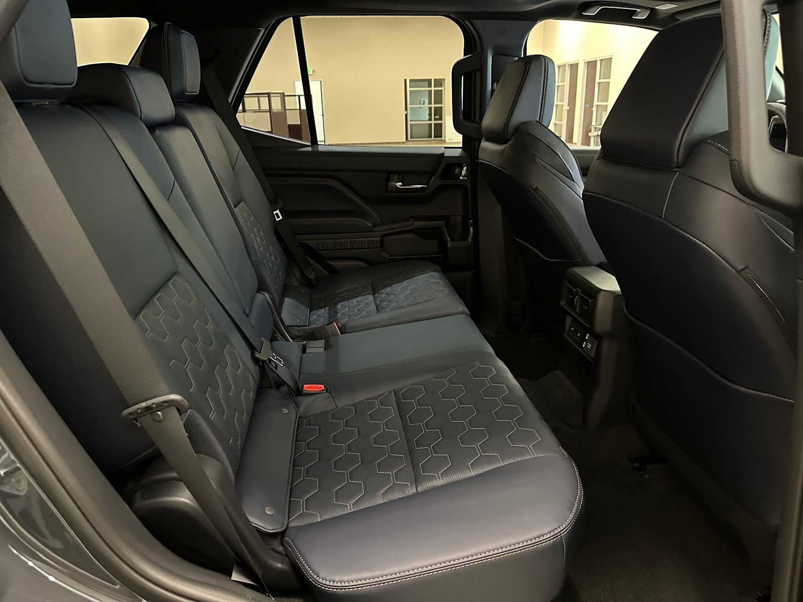 2026 Toyota 4Runner i-FORCE MAX Platinum