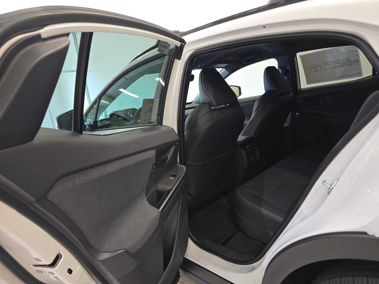 2026 Toyota C-HR SE