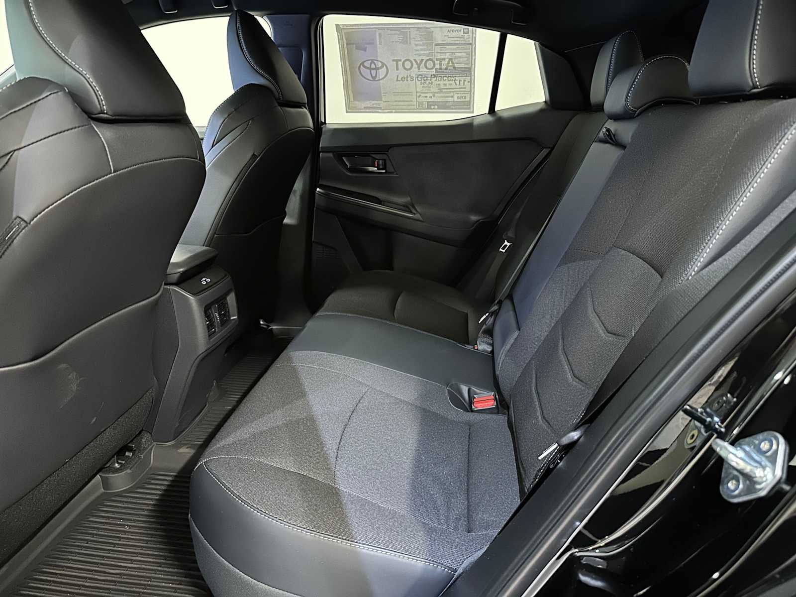 2026 Toyota C-HR SE