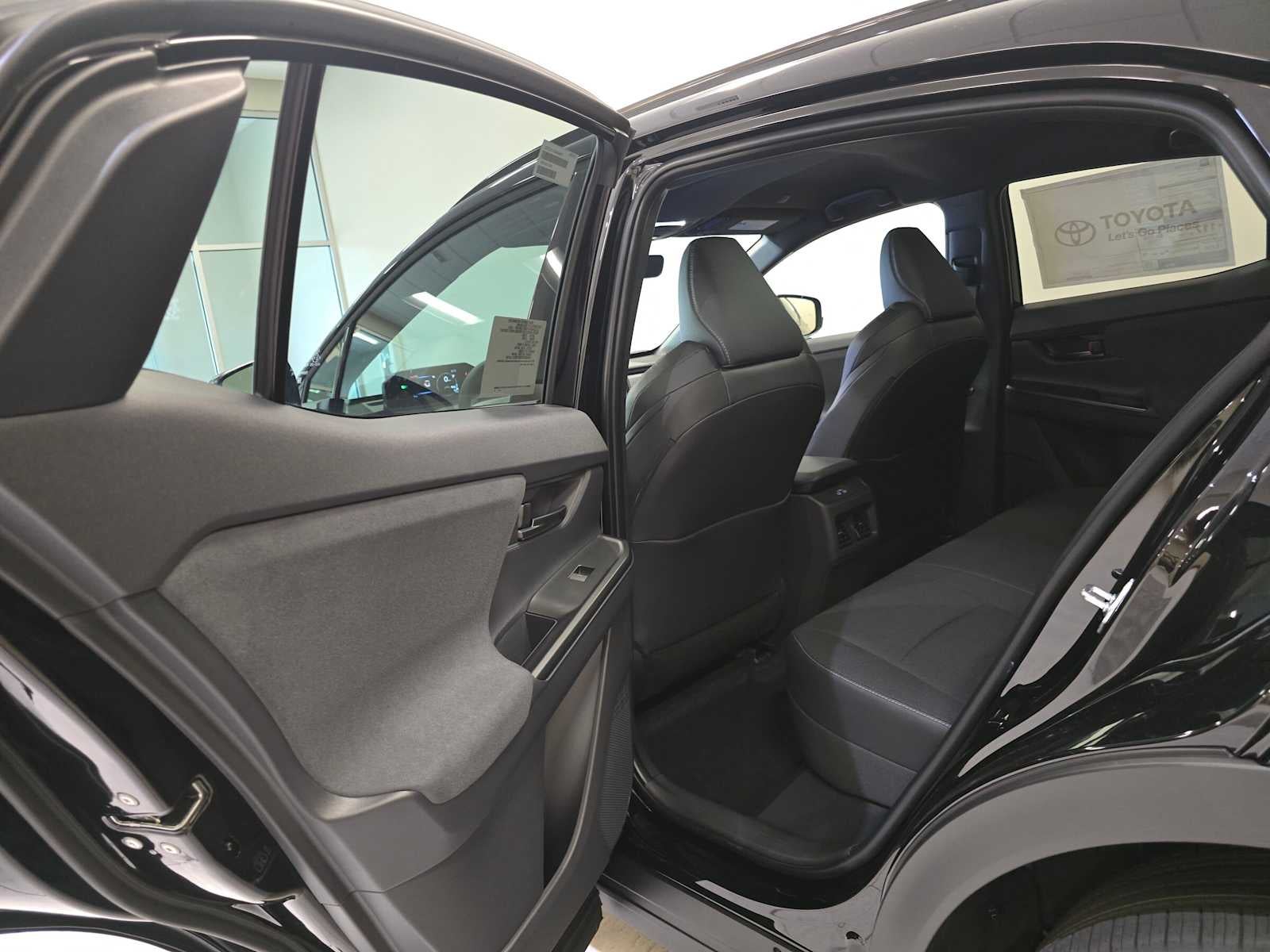 2026 Toyota C-HR SE