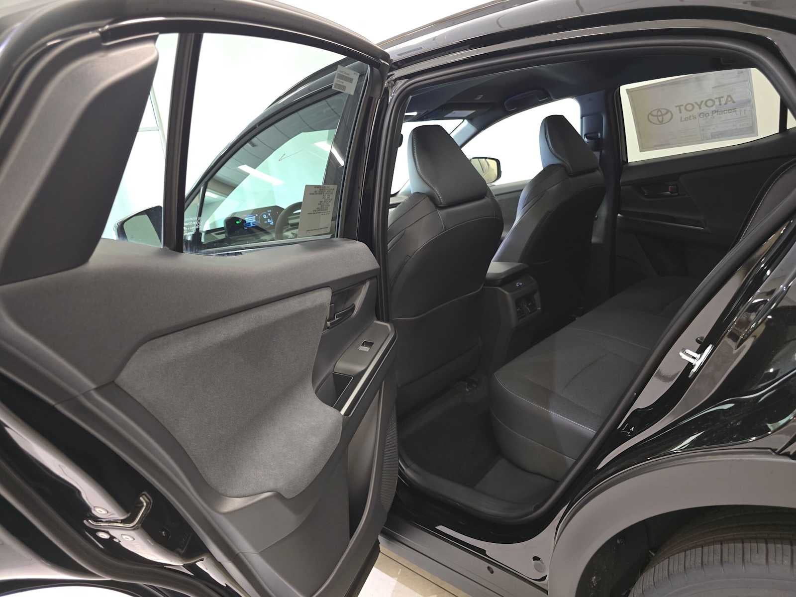 2026 Toyota C-HR SE