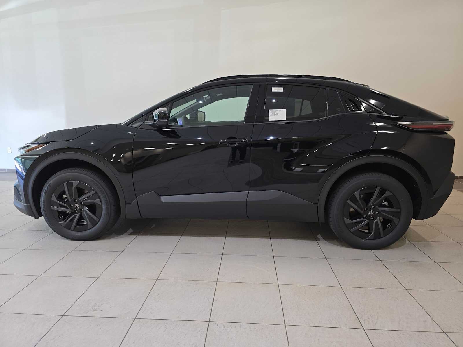 2026 Toyota C-HR SE