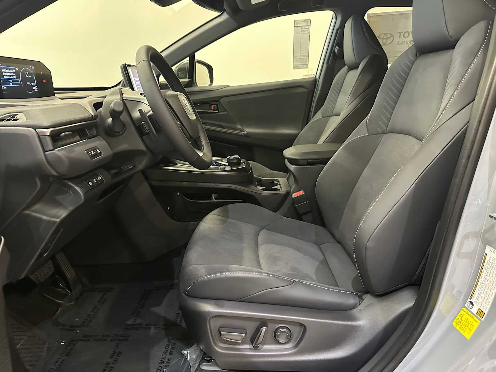 2026 Toyota C-HR XSE