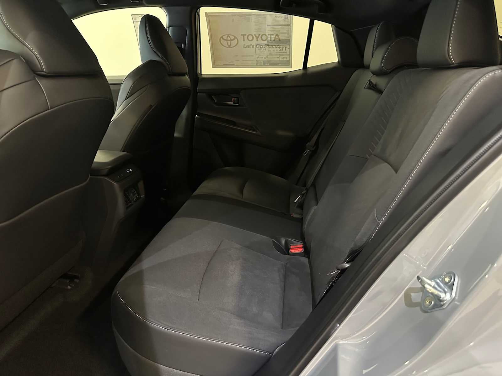 2026 Toyota C-HR XSE
