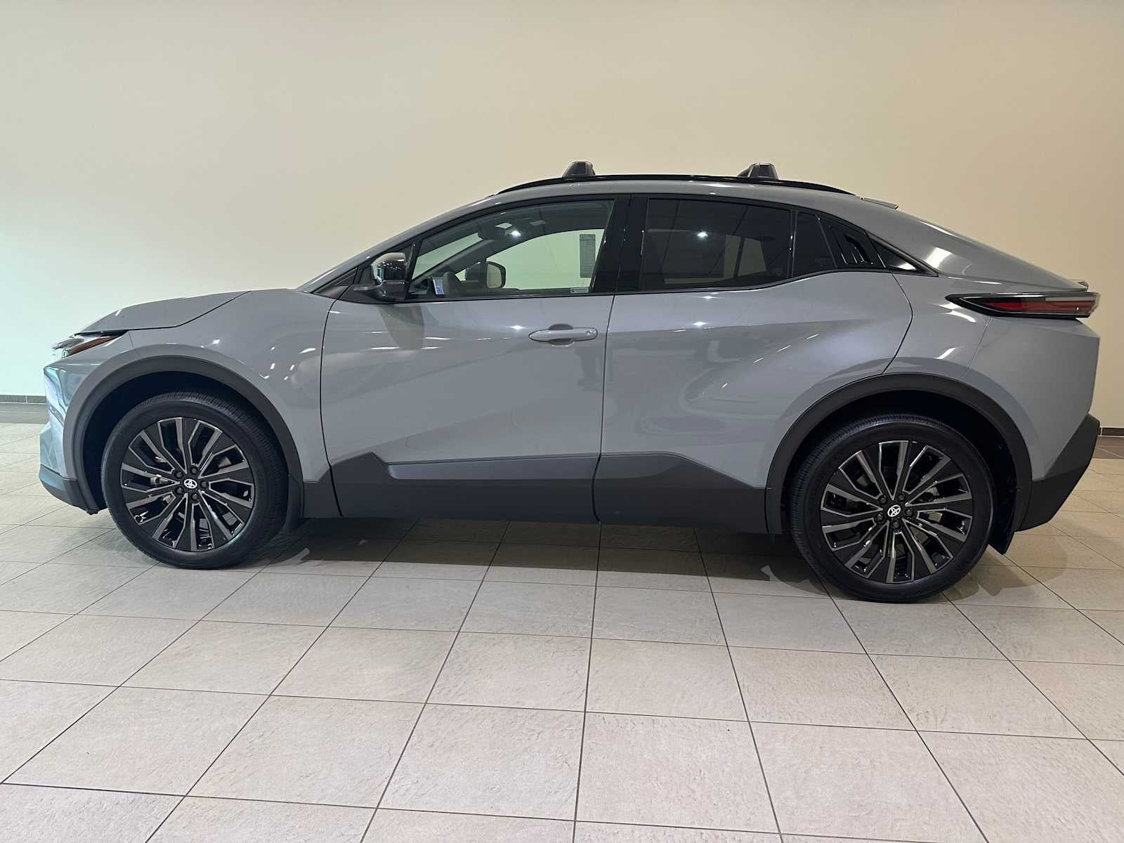 2026 Toyota C-HR XSE