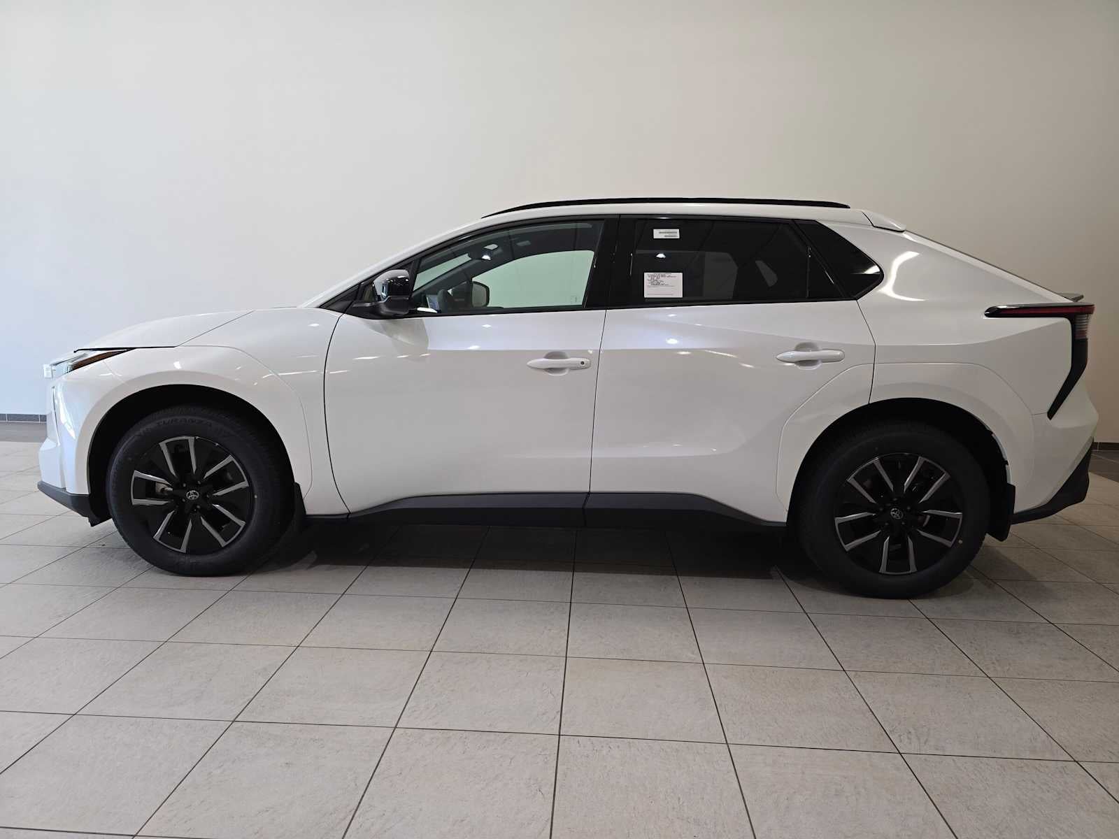 2026 Toyota bZ XLE Plus