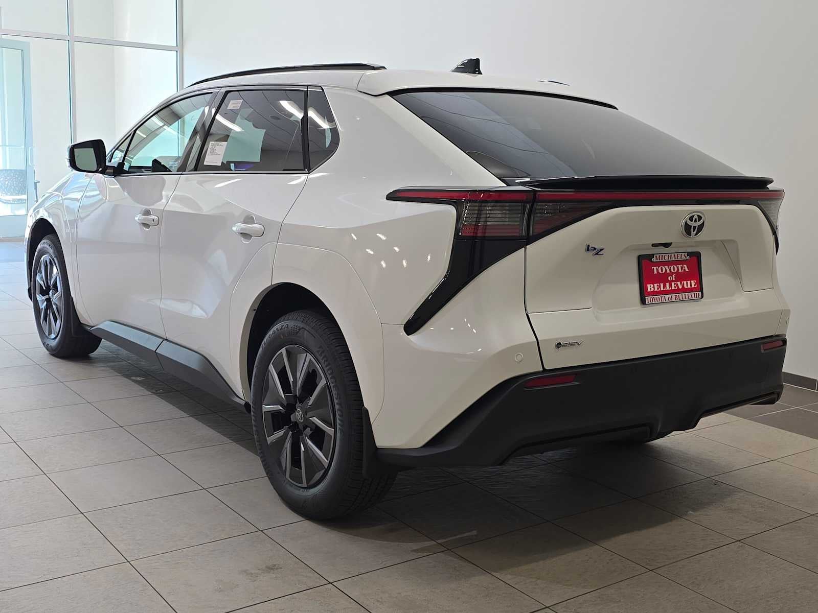 2026 Toyota bZ XLE Plus